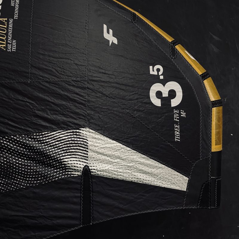 UŻYWANE SKRZYDŁO WINGFOIL F-ONE STRIKE V5 ALUULA 3.5m2 CZARNE
