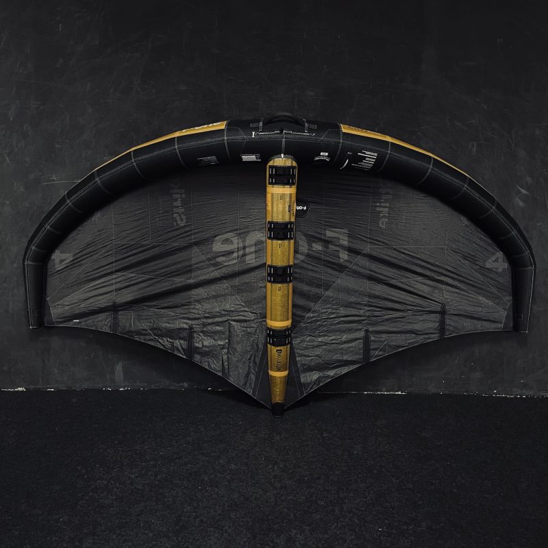UŻYWANE SKRZYDŁO WINGFOIL F-ONE STRIKE V5 ALUULA 4m2 CZARNE