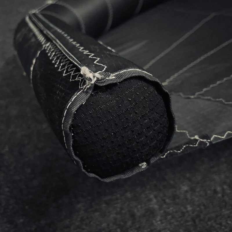 UŻYWANE SKRZYDŁO WINGFOIL F-ONE STRIKE V5 ALUULA 4m2 CZARNE