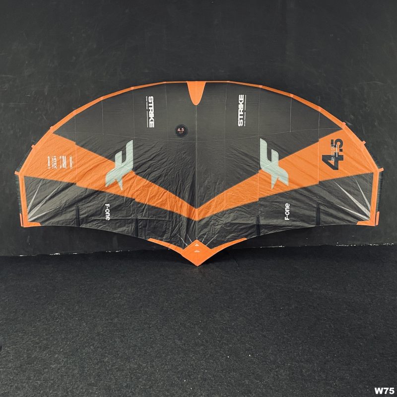 Używane Skrzydło wingfoil F-ONE Strike V4 4.5 m2 Czarne