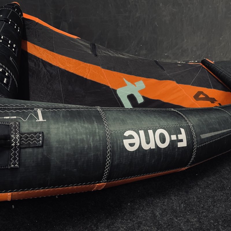 Używane Skrzydło wingfoil F-ONE Strike V4 4.5 m2 Czarne