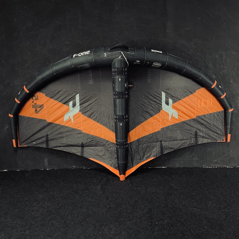Używane Skrzydło wingfoil F-ONE Strike V4 4.5 m2 Czarne
