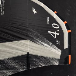 UŻYWANE SKRZYDŁO WINGFOIL F-ONE STRIKE V5 4 M2 CZARNE