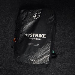 UŻYWANE SKRZYDŁO WINGFOIL F-ONE STRIKE V5 4 M2 CZARNE