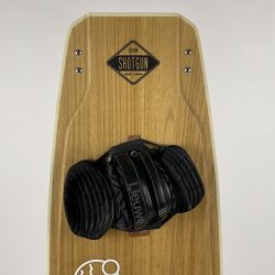 Używana Deska do kitesurfingu LIEUWE Shotgun 141cm Czarna